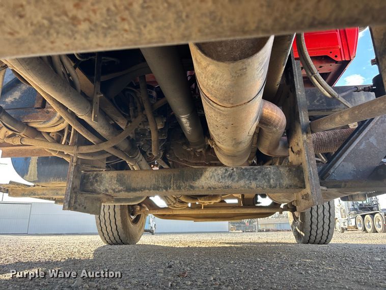 image for item EA4680 2007 International 7500 dump truck