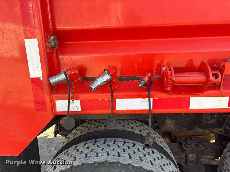 image for item EA4680 2007 International 7500 dump truck