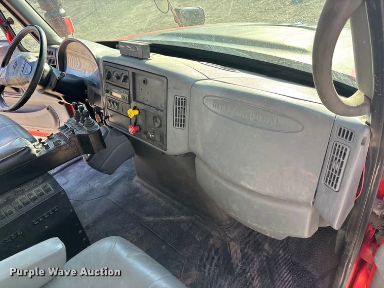 image for item EA4680 2007 International 7500 dump truck