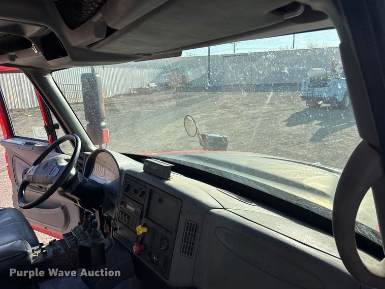 image for item EA4680 2007 International 7500 dump truck