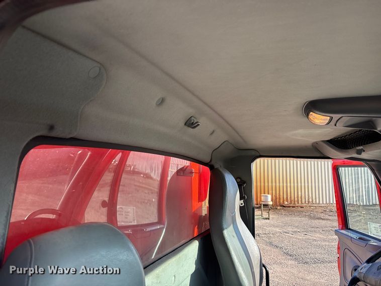 image for item EA4680 2007 International 7500 dump truck