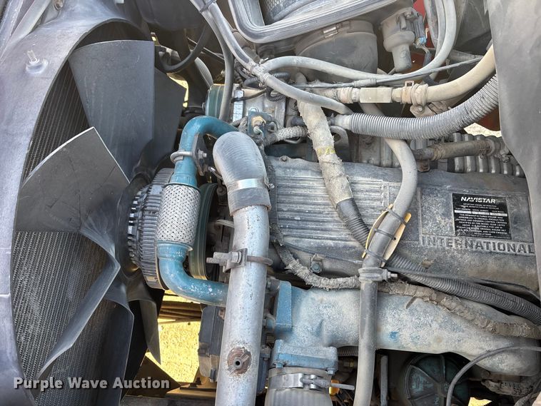 image for item EA4680 2007 International 7500 dump truck