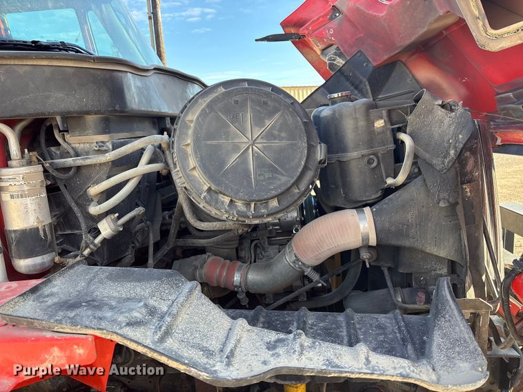 image for item EA4680 2007 International 7500 dump truck