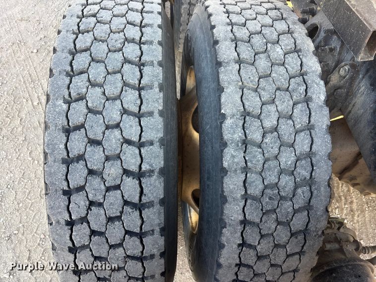 image for item EA4680 2007 International 7500 dump truck