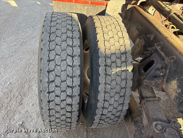 image for item EA4680 2007 International 7500 dump truck