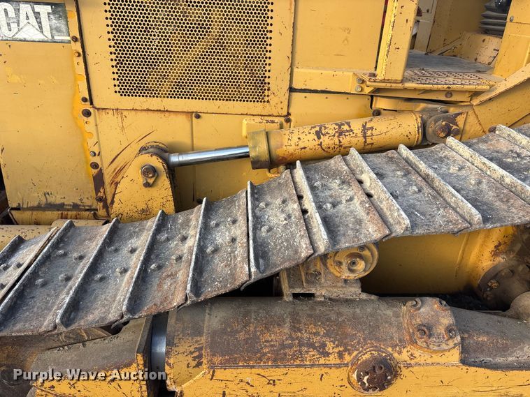 image for item EA4681 1996 Caterpillar D4H XL dozer