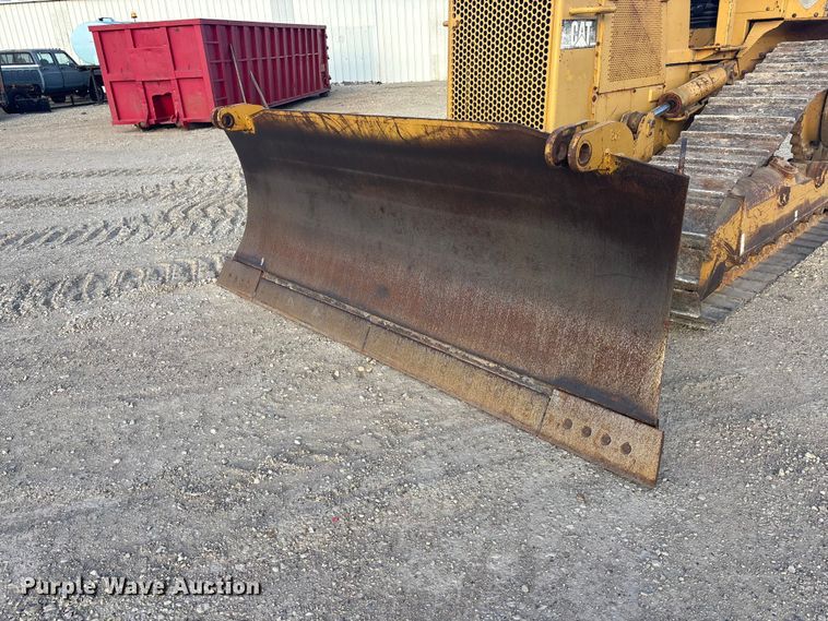 image for item EA4681 1996 Caterpillar D4H XL dozer