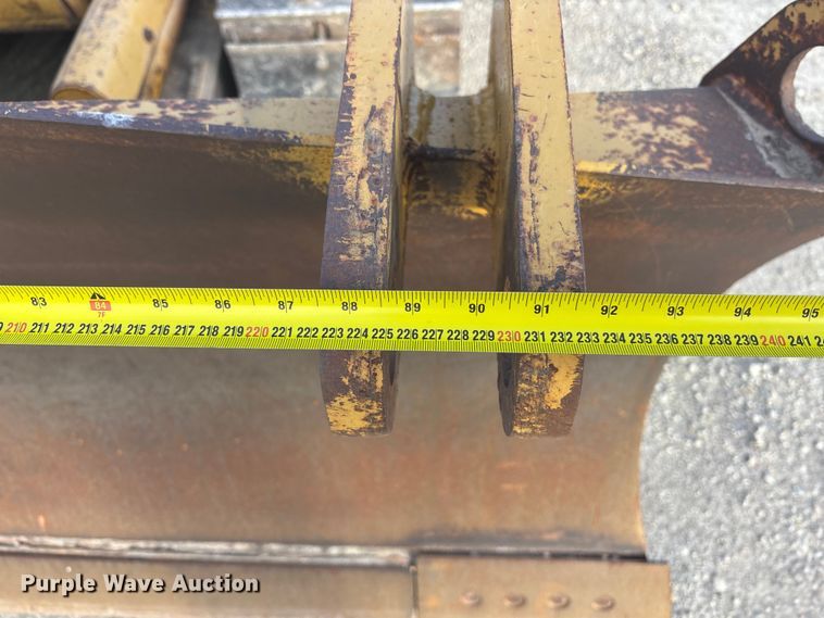 image for item EA4681 1996 Caterpillar D4H XL dozer