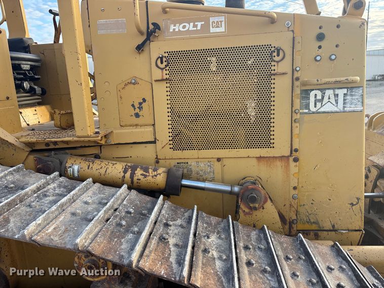 image for item EA4681 1996 Caterpillar D4H XL dozer