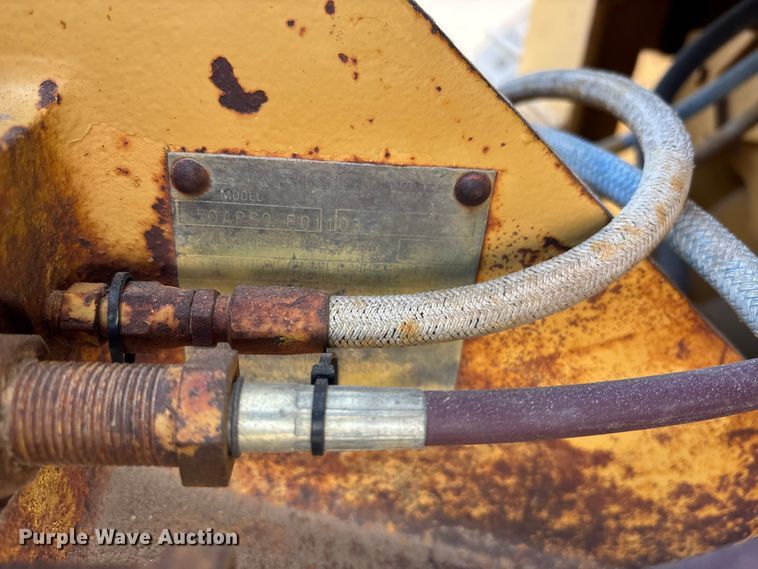 image for item EA4681 1996 Caterpillar D4H XL dozer