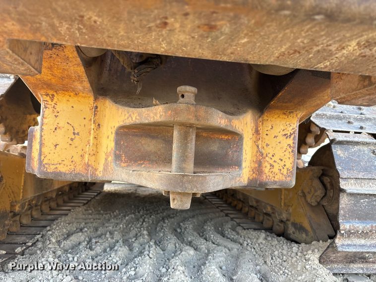 image for item EA4681 1996 Caterpillar D4H XL dozer