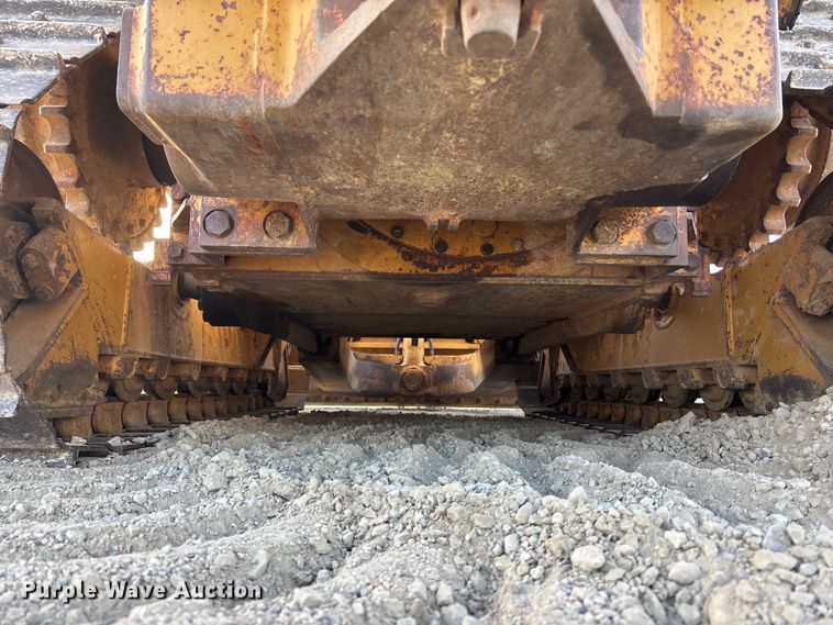 image for item EA4681 1996 Caterpillar D4H XL dozer