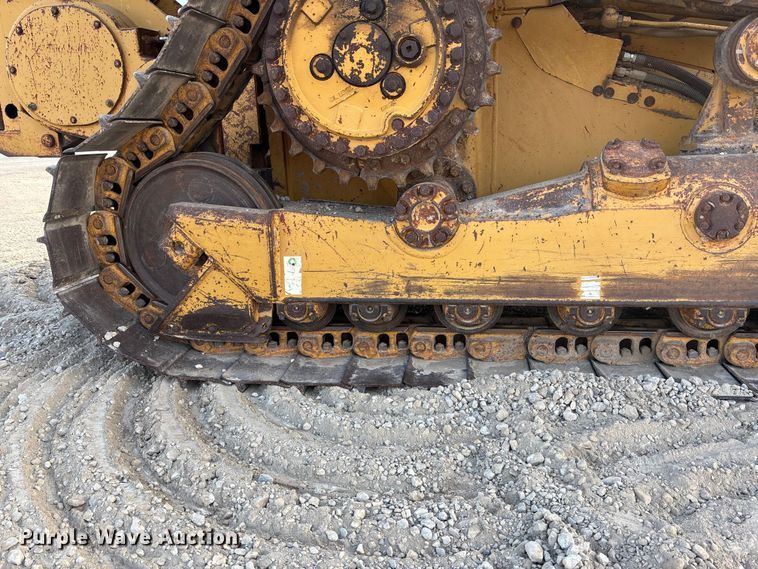 image for item EA4681 1996 Caterpillar D4H XL dozer