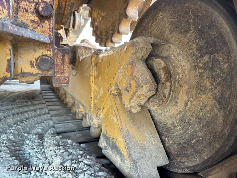 image for item EA4681 1996 Caterpillar D4H XL dozer