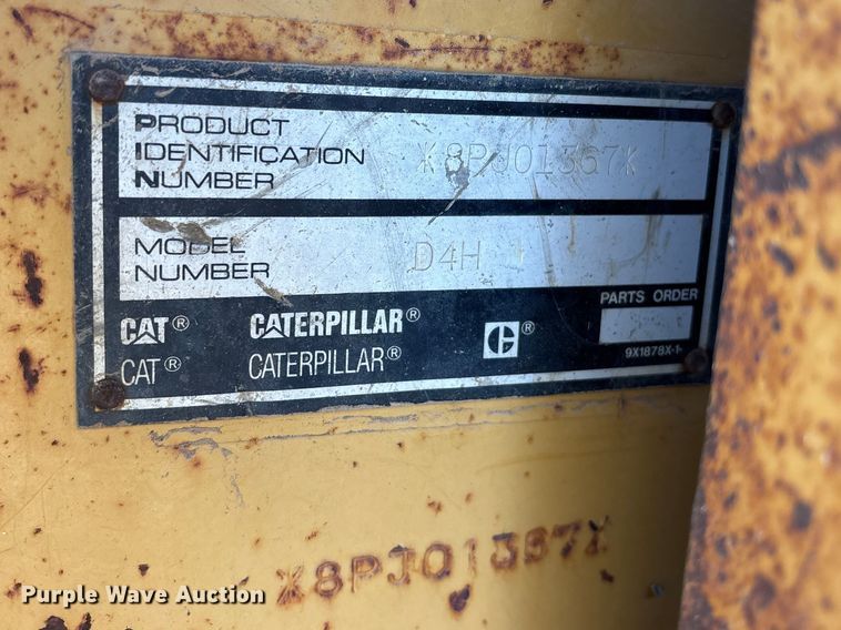 image for item EA4681 1996 Caterpillar D4H XL dozer