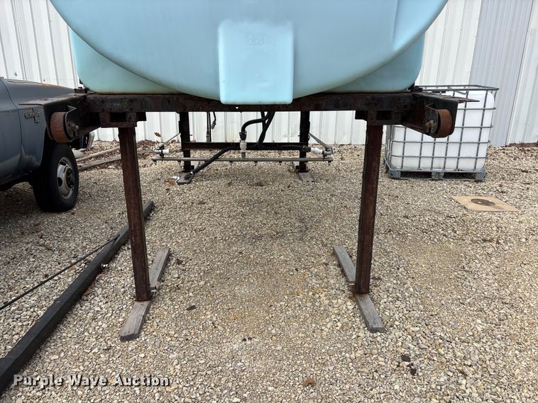 image for item EA4682 2006 Henderson LAS1065 Anti-ice Tank