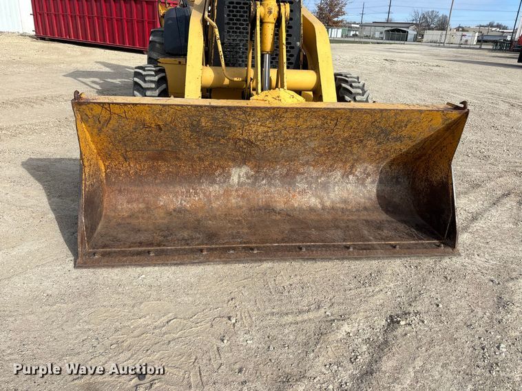 image for item EA4685 1999 John Deere 310SE backhoe