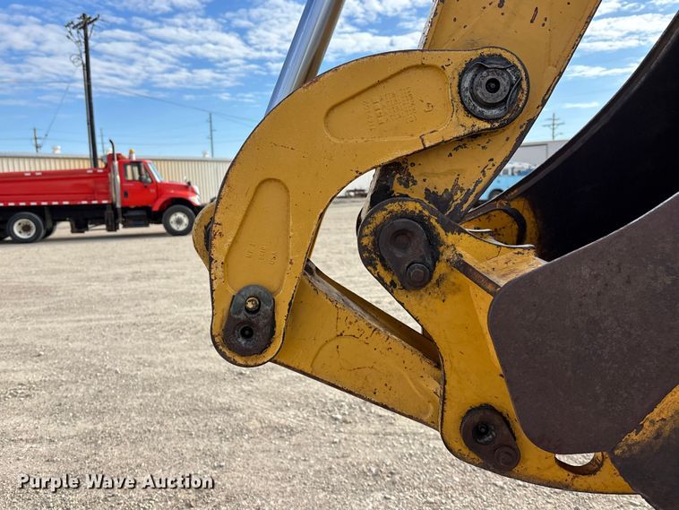 image for item EA4685 1999 John Deere 310SE backhoe