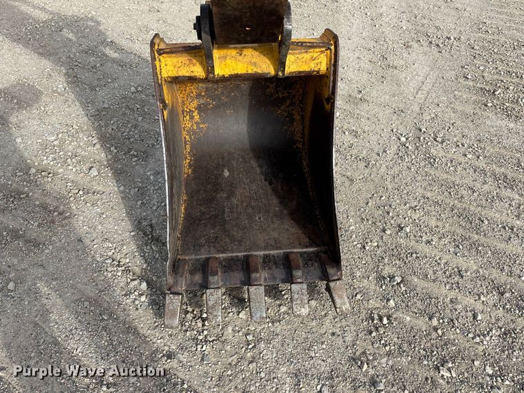 image for item EA4685 1999 John Deere 310SE backhoe