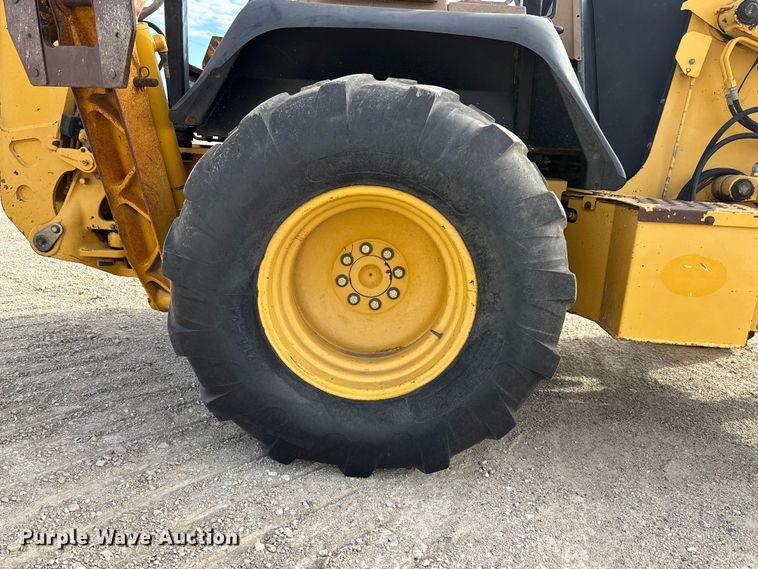 image for item EA4685 1999 John Deere 310SE backhoe