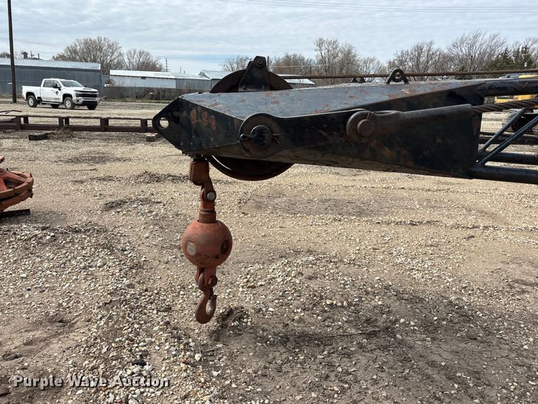 image for item EA4686 1970 Link-Belt LS-118 crane