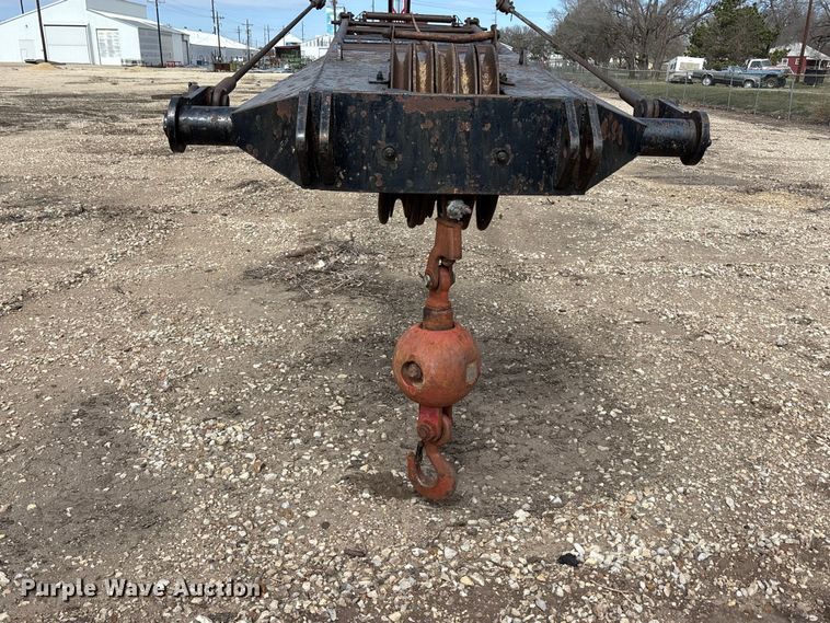 image for item EA4686 1970 Link-Belt LS-118 crane