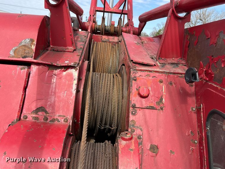 image for item EA4686 1970 Link-Belt LS-118 crane