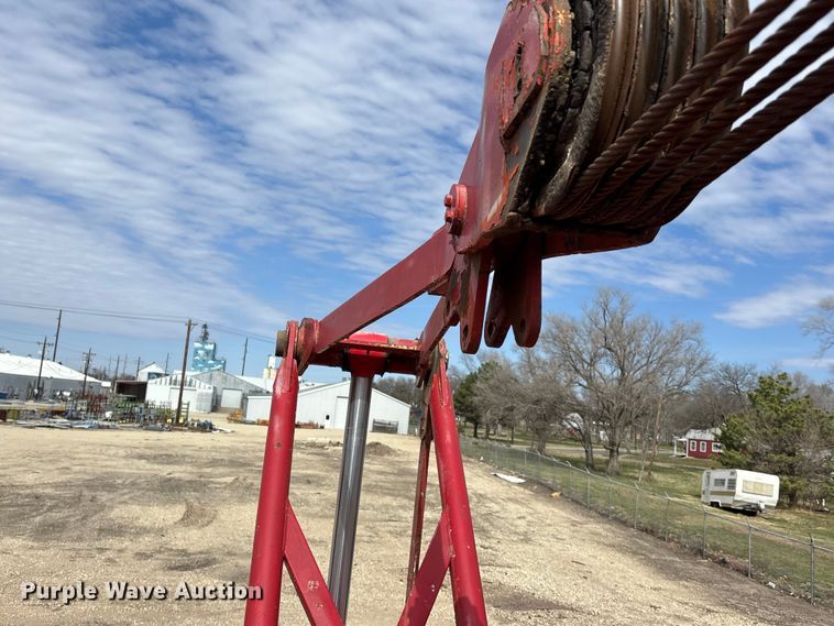 image for item EA4686 1970 Link-Belt LS-118 crane