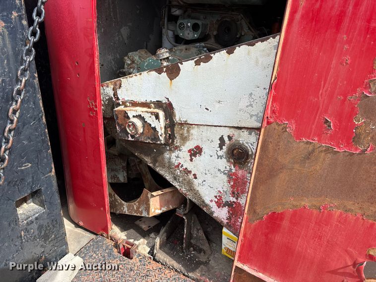 image for item EA4686 1970 Link-Belt LS-118 crane