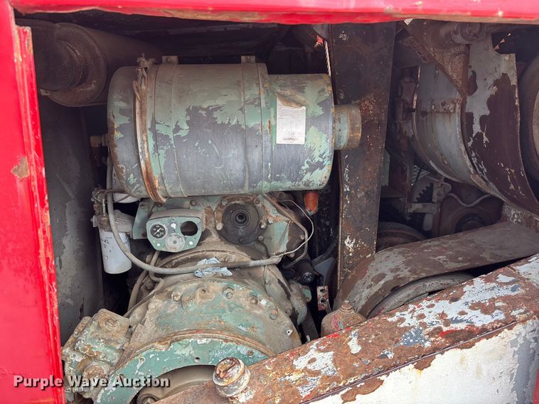 image for item EA4686 1970 Link-Belt LS-118 crane