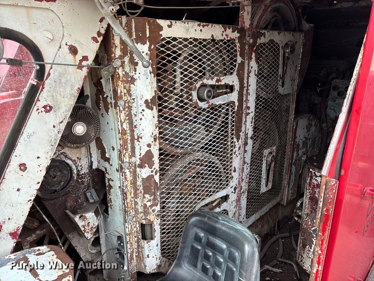 image for item EA4686 1970 Link-Belt LS-118 crane