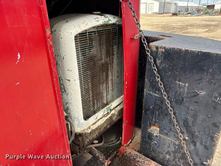 image for item EA4686 1970 Link-Belt LS-118 crane