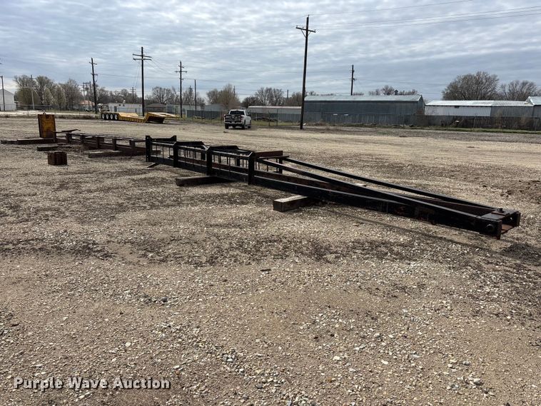 image for item EA4690 Pile driver