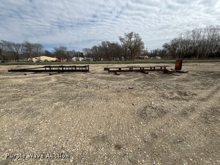 image for item EA4690 Pile driver