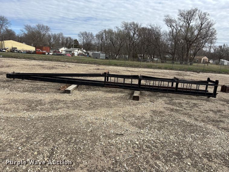 image for item EA4690 Pile driver