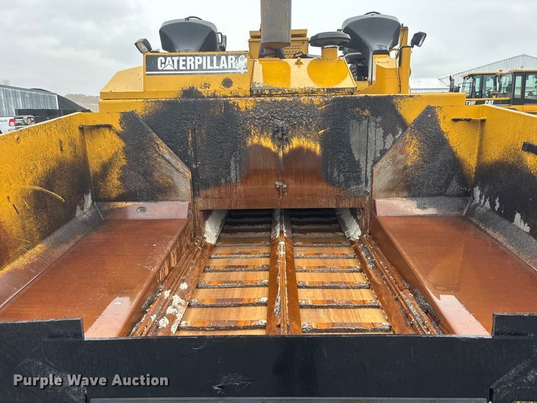 image for item EA4741 2008 Caterpillar AP-1000-D paver