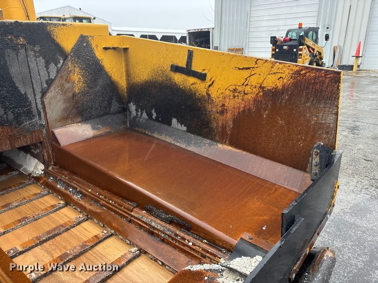 image for item EA4741 2008 Caterpillar AP-1000-D paver