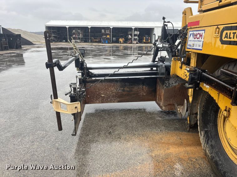 image for item EA4741 2008 Caterpillar AP-1000-D paver