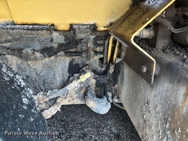 image for item EA4741 2008 Caterpillar AP-1000-D paver