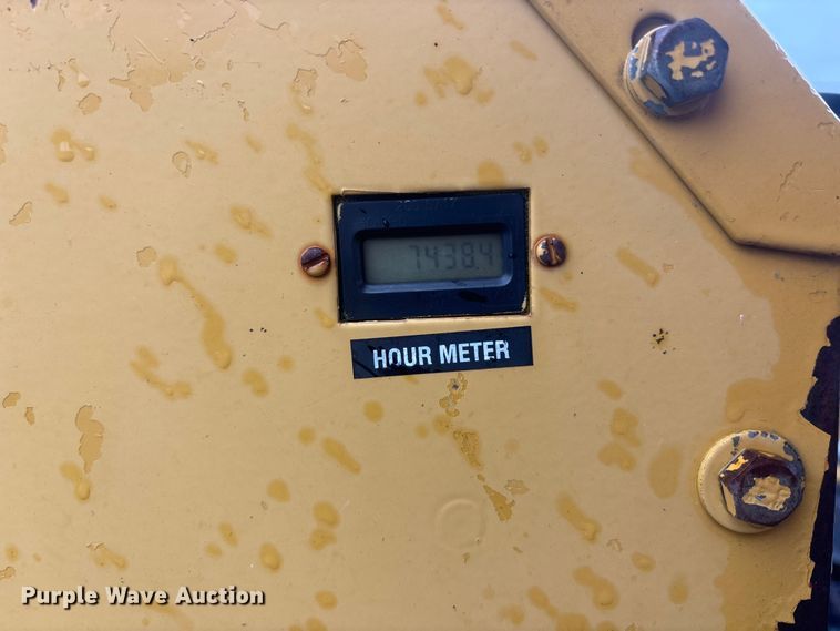 image for item EA4741 2008 Caterpillar AP-1000-D paver