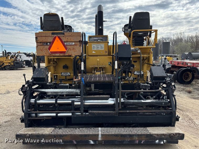 image for item EA4742 2009 Caterpillar AP-1055D paver