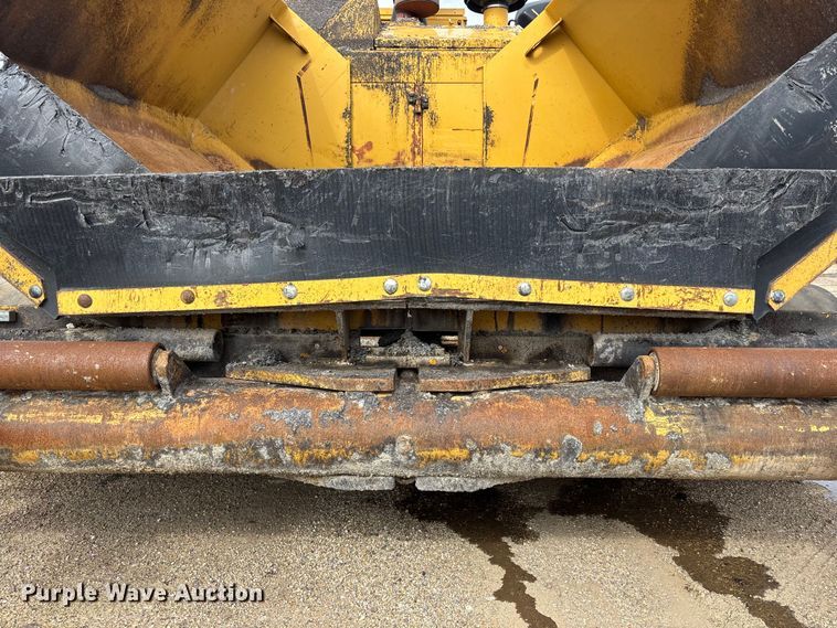 image for item EA4742 2009 Caterpillar AP-1055D paver