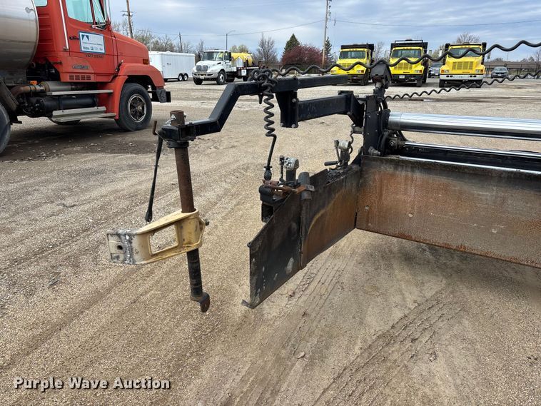 image for item EA4742 2009 Caterpillar AP-1055D paver