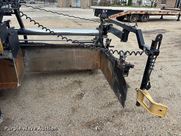 image for item EA4742 2009 Caterpillar AP-1055D paver