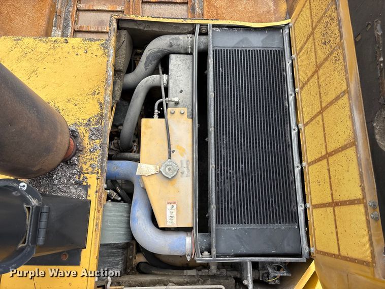 image for item EA4742 2009 Caterpillar AP-1055D paver