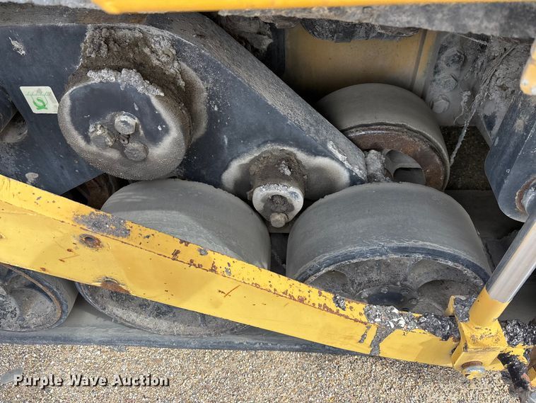 image for item EA4742 2009 Caterpillar AP-1055D paver