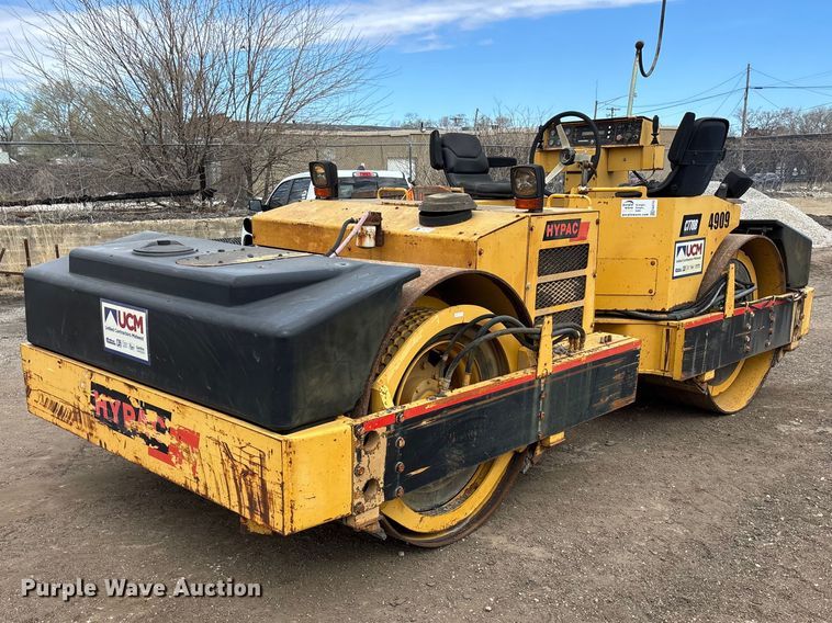 image for item EA4743 1999 Hypac C778B double drum vibratory roller