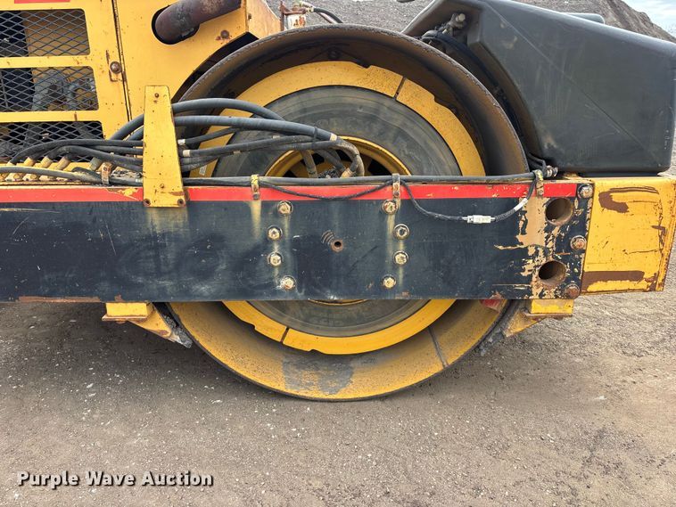 image for item EA4743 1999 Hypac C778B double drum vibratory roller