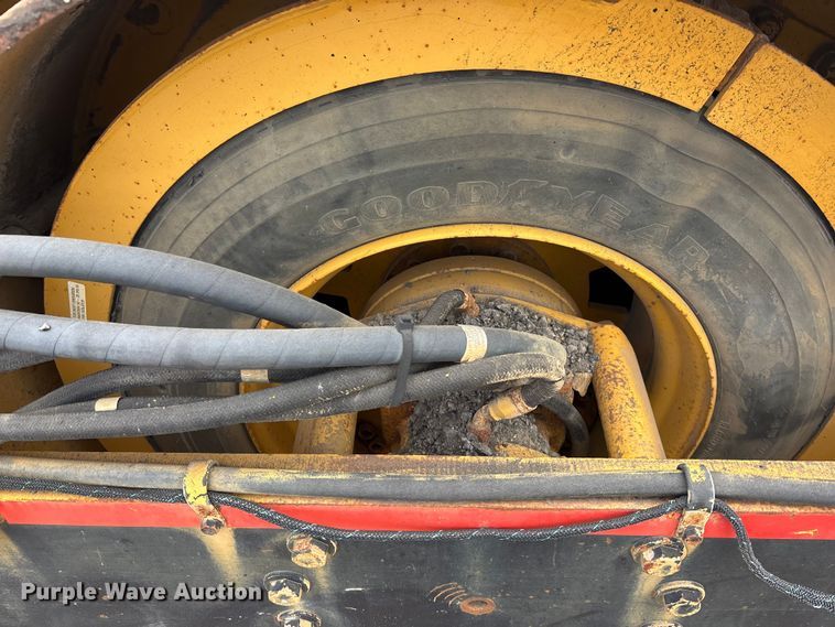 image for item EA4743 1999 Hypac C778B double drum vibratory roller