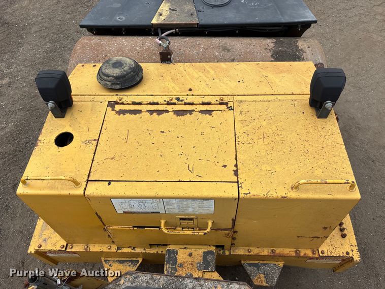 image for item EA4743 1999 Hypac C778B double drum vibratory roller